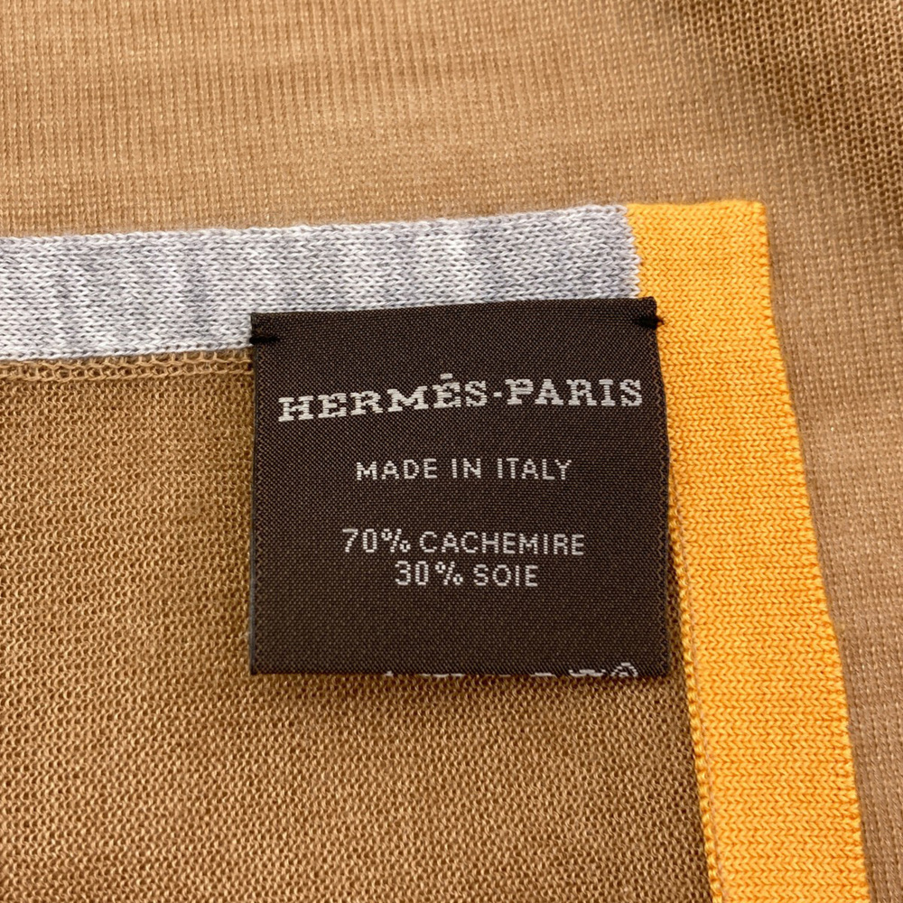 Hermes Carre 120 Scarf/Muffler, Cashmere/Silk, Women's - Picture 4 of 7